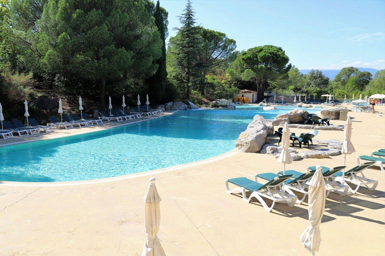 Sowell Hotels Ardeche Grospierres Exterior foto