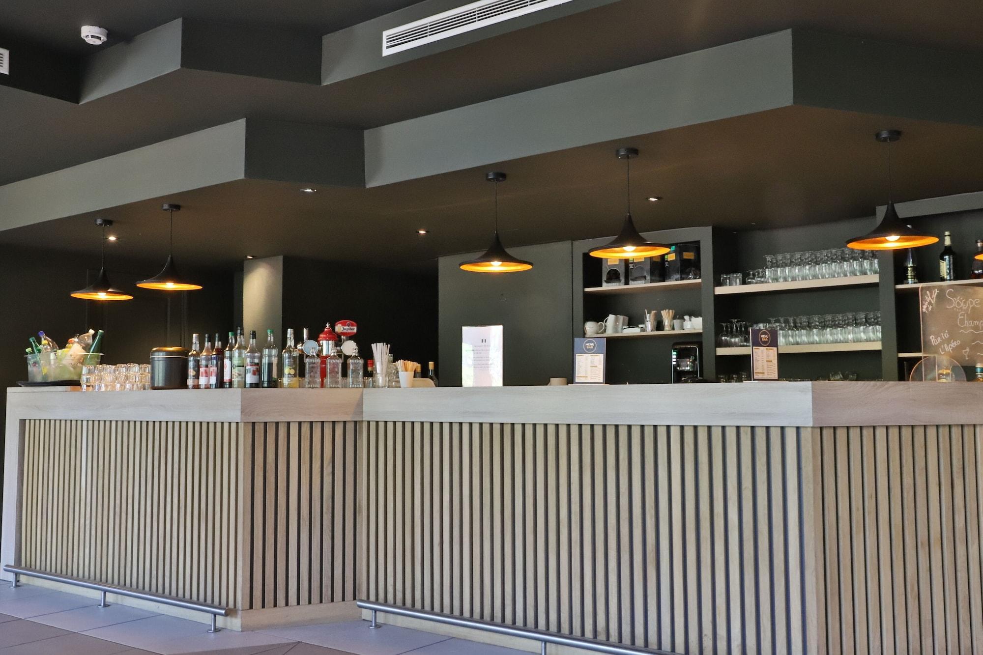 Sowell Hotels Ardeche Grospierres Exterior foto